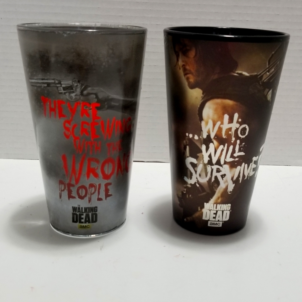 Two Piece Set. 2014 AMC The Walking Dead Just Funky Drinking Glass Collectors.